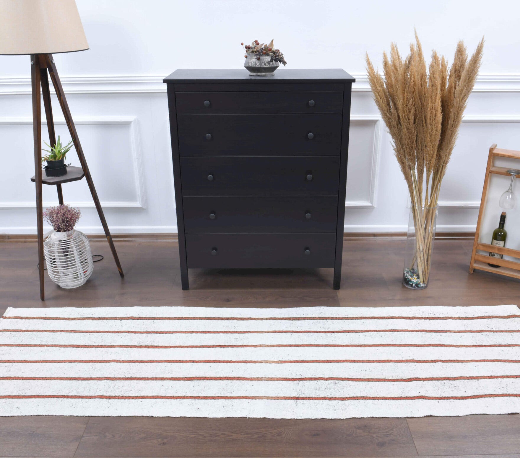 Handwoven flatweave wool runner from Anatolia, Turkey – 3x9 Wool Vintage Kilim Runner Rug 2'7" x 8'8"