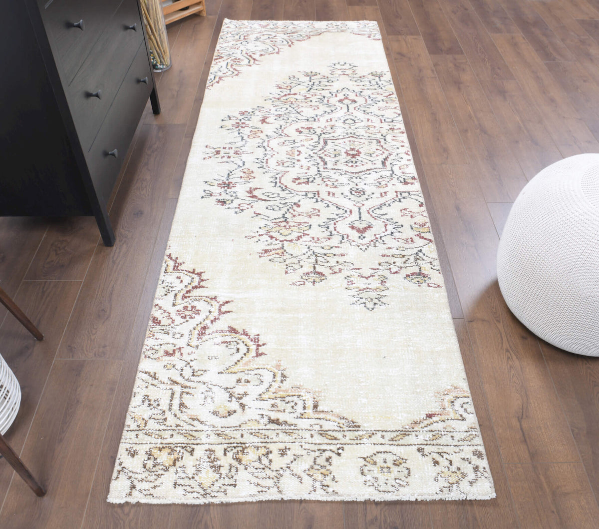 Authentic Anatolian vintage runner rug (1970s) with oriental design – one-of-a-kind at Fame Rugs