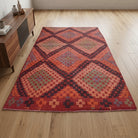 Oriental pattern on the Anthomira vintage kilim rug – handwoven flatweave in Anatolia, Turkey