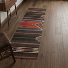 Oriental pattern on the Pyrronassa vintage kilim runner rug – handwoven flatweave in Anatolia, Turkey