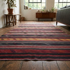 Striped pattern on the Zenophyllis vintage kilim rug – handwoven flatweave in Anatolia, Turkey