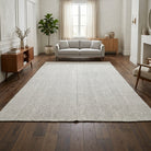 Solid pattern on the Dilpeyker vintage kilim rug – handwoven flatweave in Anatolia, Turkey