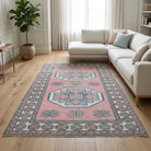 Geometric pattern on the Suzanperver vintage area rug – handmade in Anatolia, Turkey