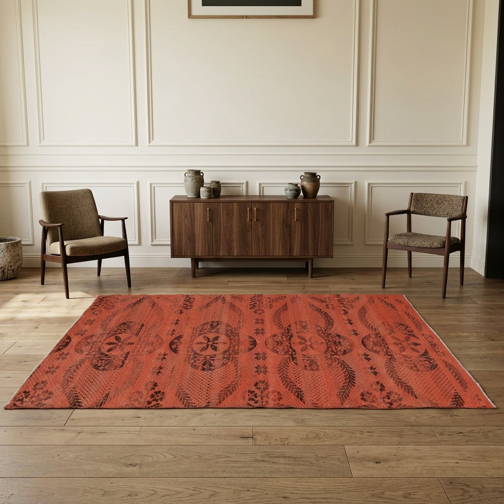 Oriental pattern on the Sedefnur vintage kilim rug – handwoven flatweave in Anatolia, Turkey