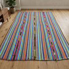 Striped pattern on the Hippomorphe vintage kilim rug – handwoven flatweave in Anatolia, Turkey