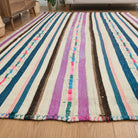 Striped pattern on the Phaenokome vintage kilim rug – handwoven flatweave in Anatolia, Turkey