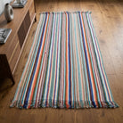 Striped pattern on the Simsad vintage kilim rug – handwoven flatweave in Anatolia, Turkey