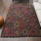 Geometric pattern on the Midyat vintage kilim rug – handwoven flatweave in Anatolia, Turkey