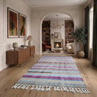 Striped pattern on the Altindeniz vintage kilim rug – handwoven flatweave in Anatolia, Turkey