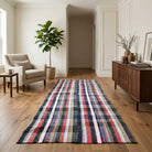 Striped pattern on the Ilgintac vintage kilim runner rug – handwoven flatweave in Anatolia, Turkey