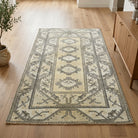 Tribal pattern on the Zeynepmelek vintage area rug – handmade in Anatolia, Turkey