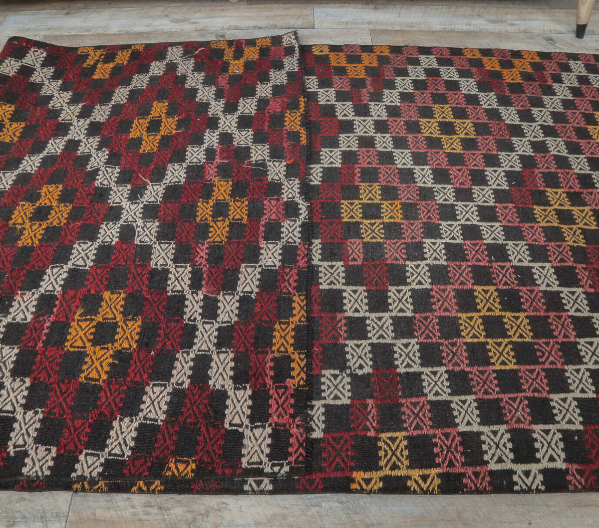 Authentic Anatolian vintage kilim rug (1960s) with ikat design – one-of-a-kind at Fame Rugs
