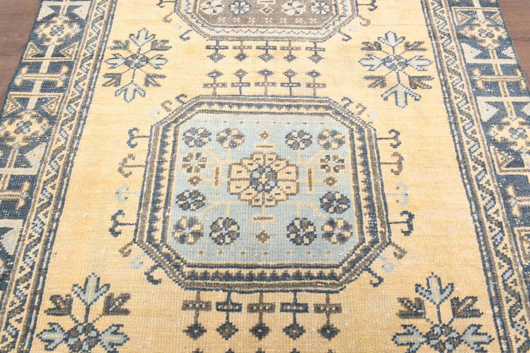 Vintage Runner Rug - 26598