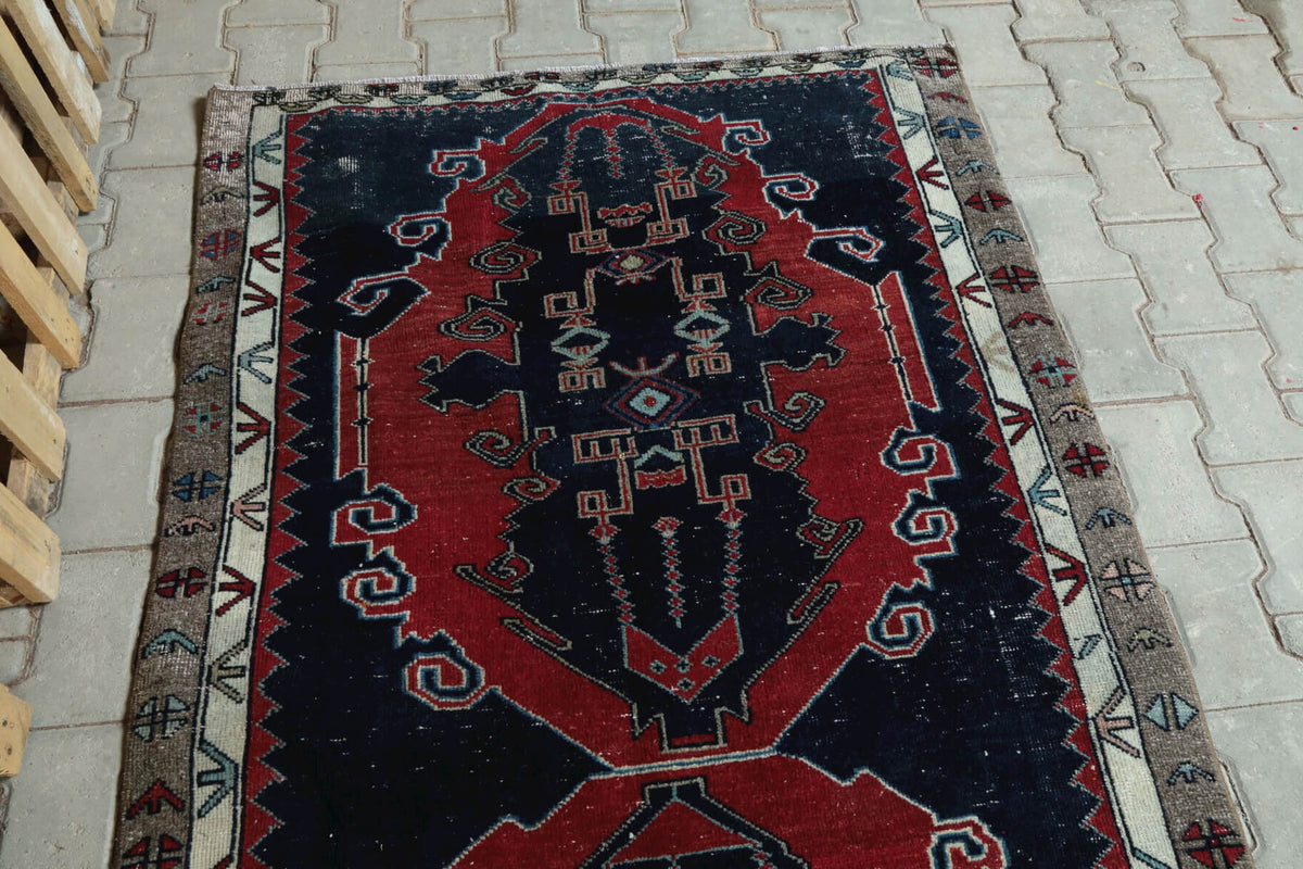 115x373 cm vintage Anatolian runner rug – Incisema, low pile, wool