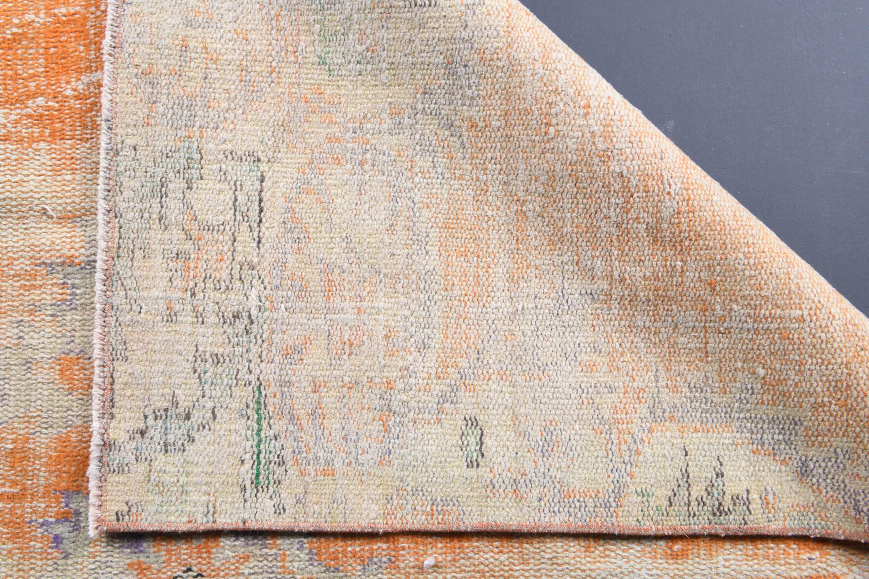 Authentic Anatolian vintage area rug (1970s) with oriental design – one-of-a-kind at Fame Rugs