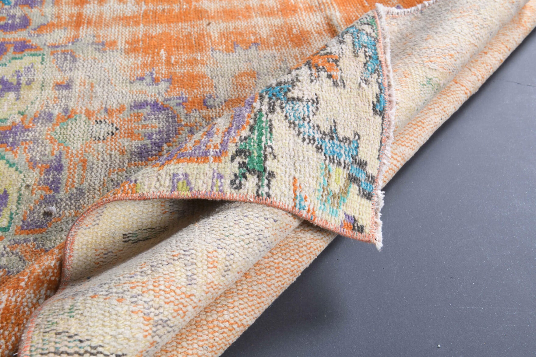 Handmade wool rug from Anatolia, Turkey – 4x5 Handmade Vintage Anatolian Small Rug 3'7" x 4'10"