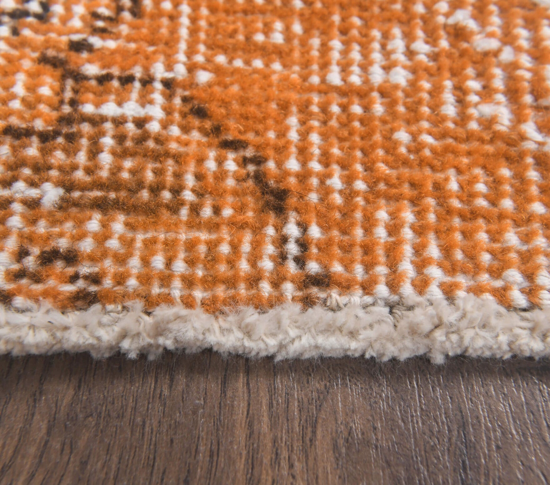 Isonoma rug: 1970s handmade Anatolian rug with oriental motifs and cotton backing