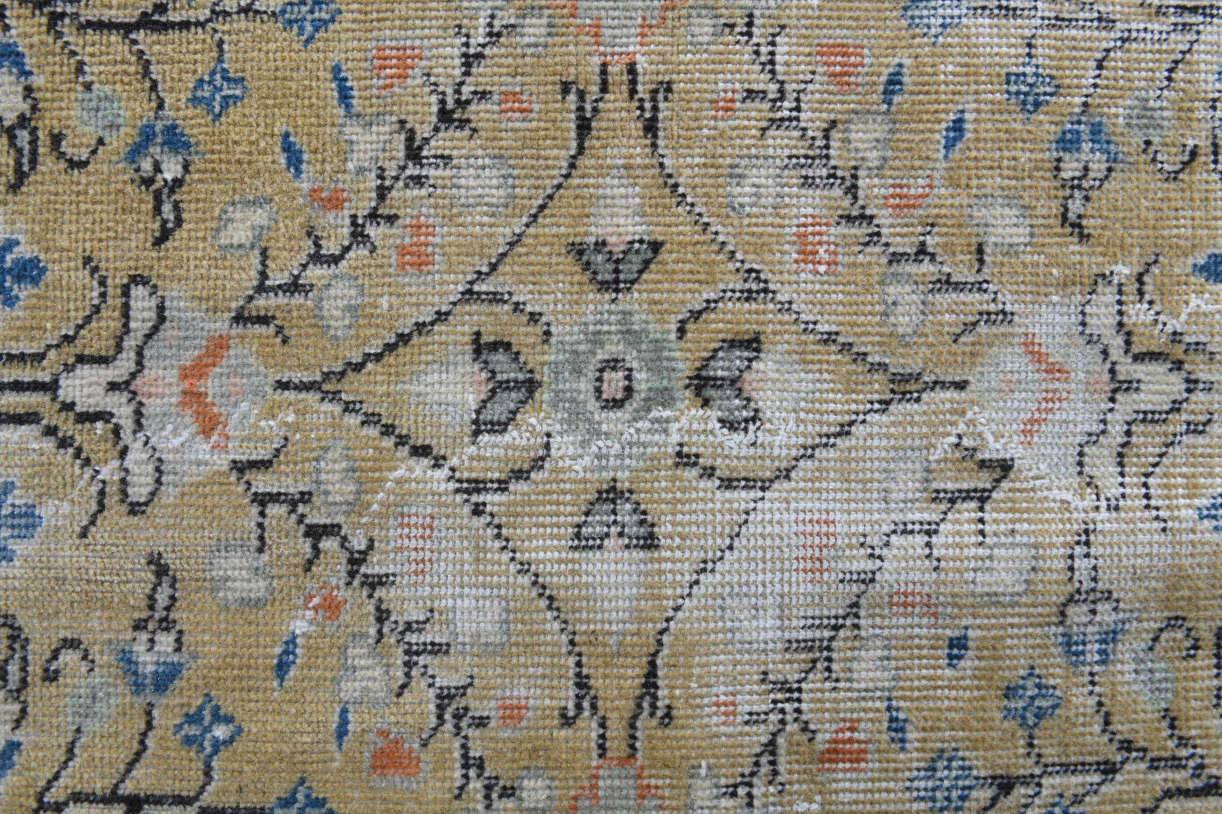 Authentic Anatolian vintage area rug (1970s) with floral design – one-of-a-kind at Fame Rugs