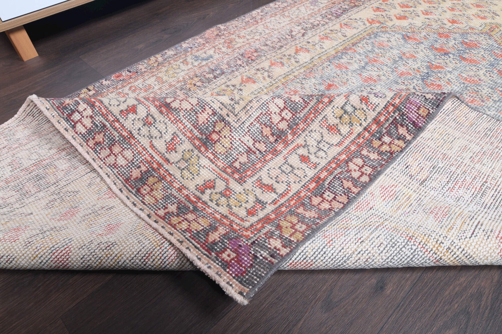 Authentic Anatolian vintage area rug (1970s) with ikat design – one-of-a-kind at Fame Rugs