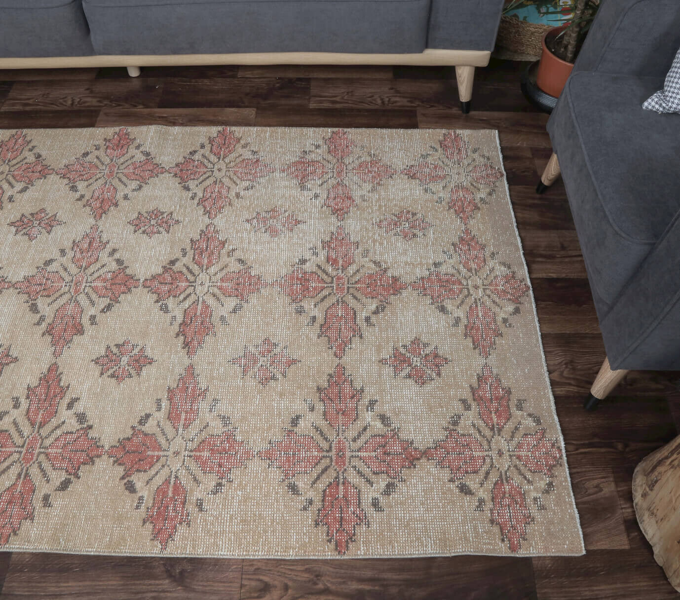 One-of-a-kind 1970s Anatolian vintage area rug in wool, 4'1" x 7'4"