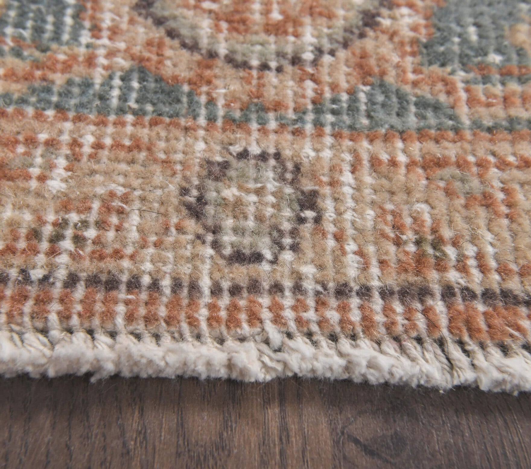 Isikruh rug: 1970s handmade Anatolian rug with oriental motifs and cotton backing