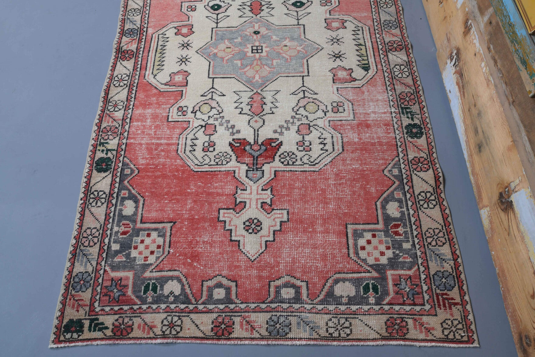 Timonia rug: 1970s handmade Anatolian rug with oriental motifs and cotton backing