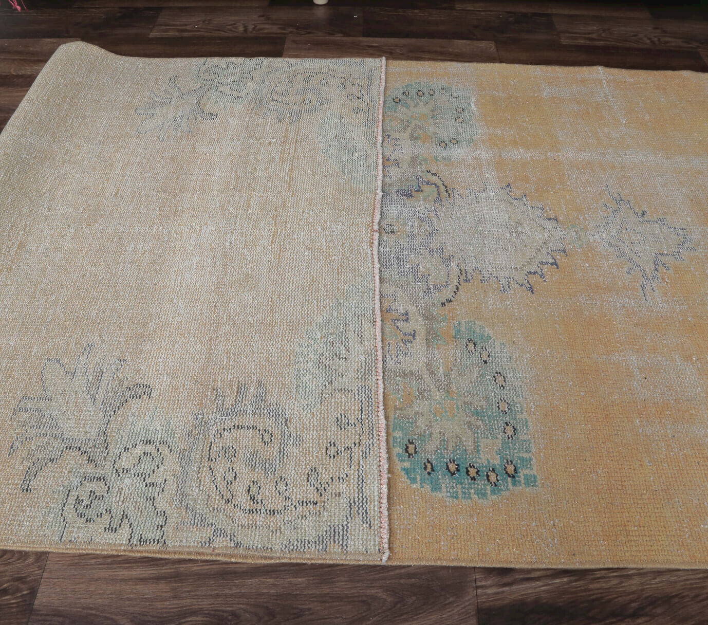 Authentic Anatolian vintage area rug (1970s) with oriental design – one-of-a-kind at Fame Rugs