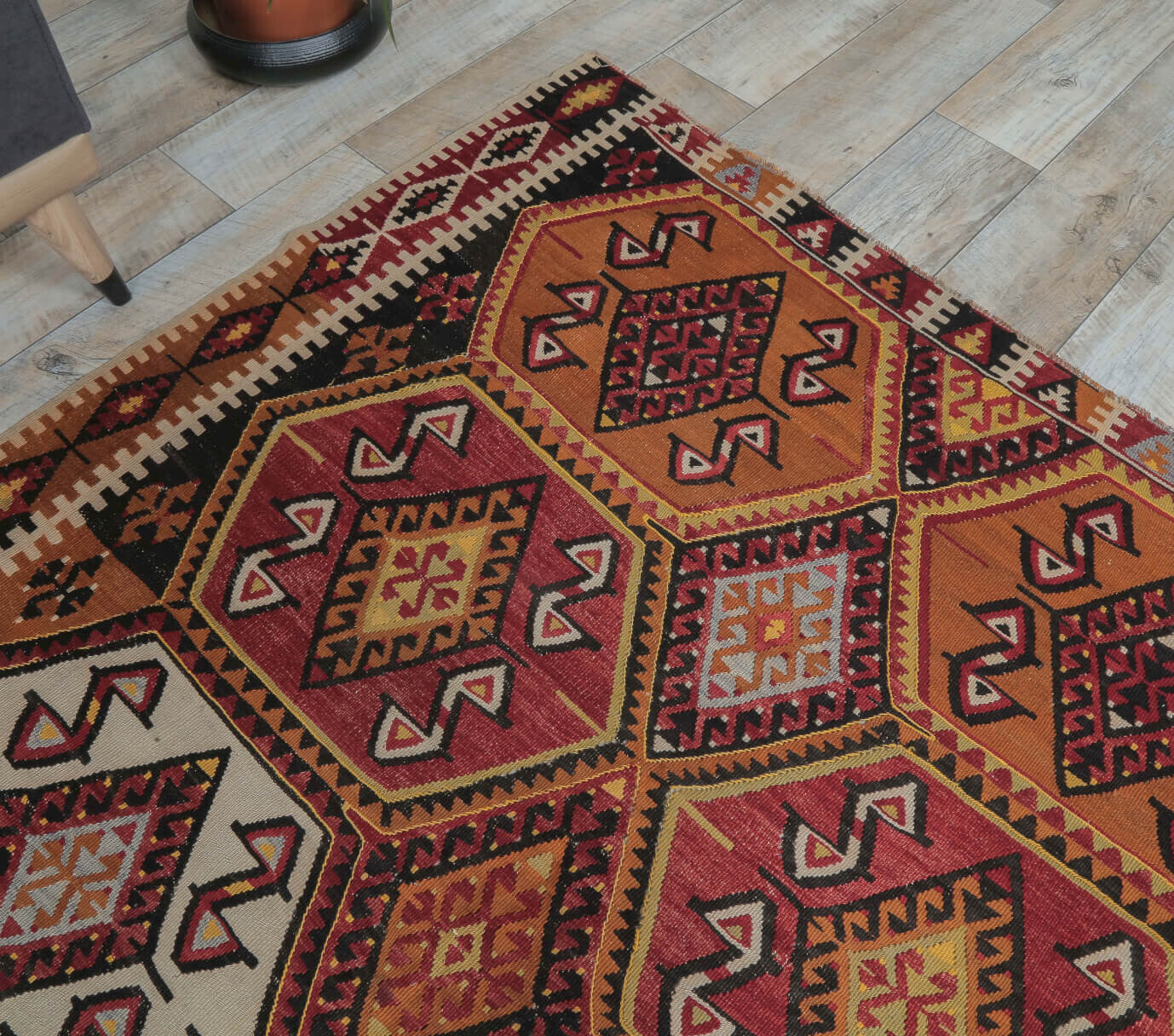 Authentic Anatolian vintage kilim rug (1960s) with ikat design – one-of-a-kind at Fame Rugs