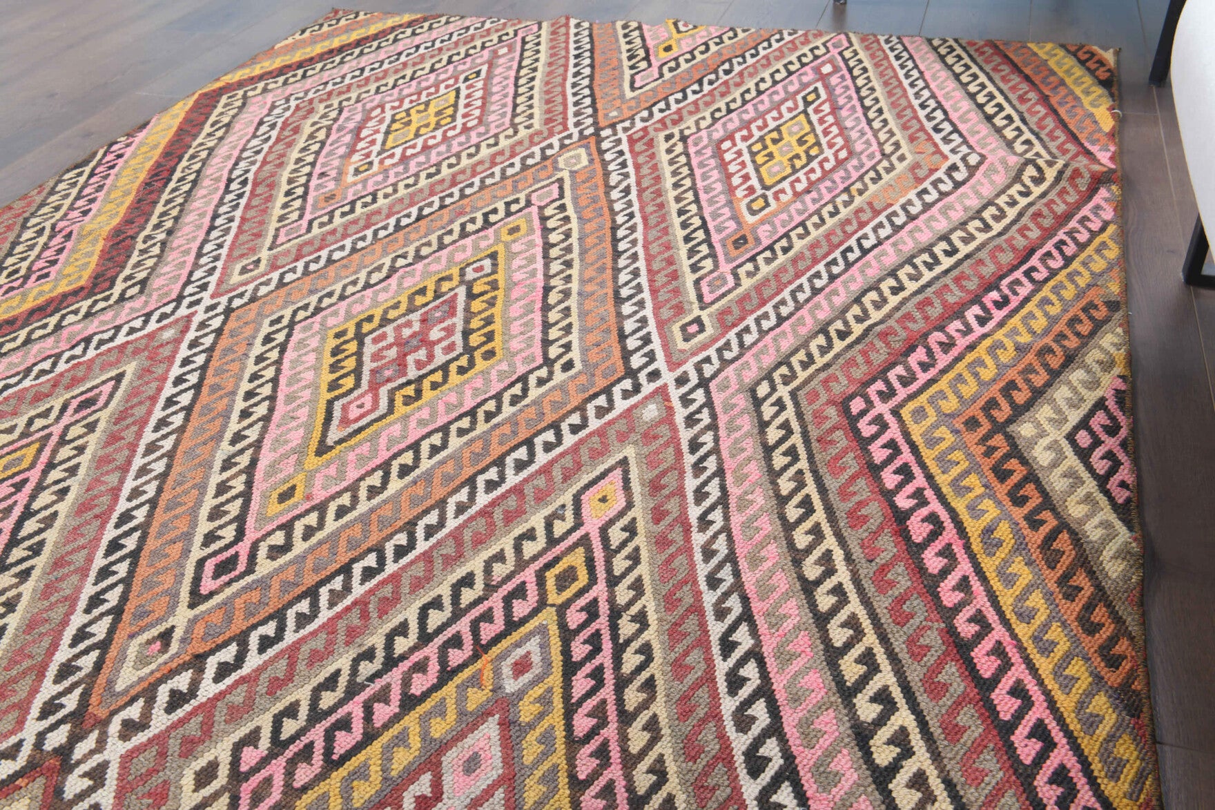 Pembeisik runner: 1960s handwoven flatweave Anatolian runner