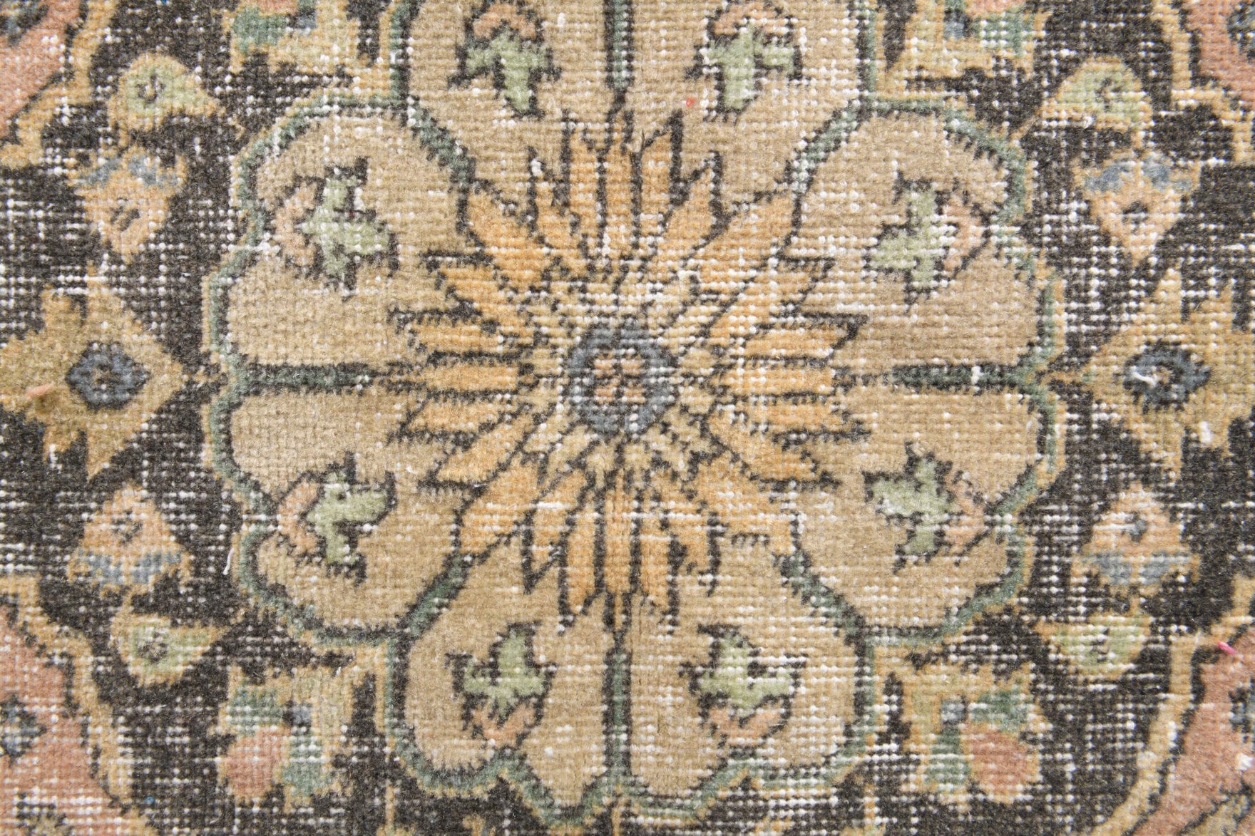 Filizpezir runner: 1970s handmade Anatolian runner with oriental motifs and cotton backing
