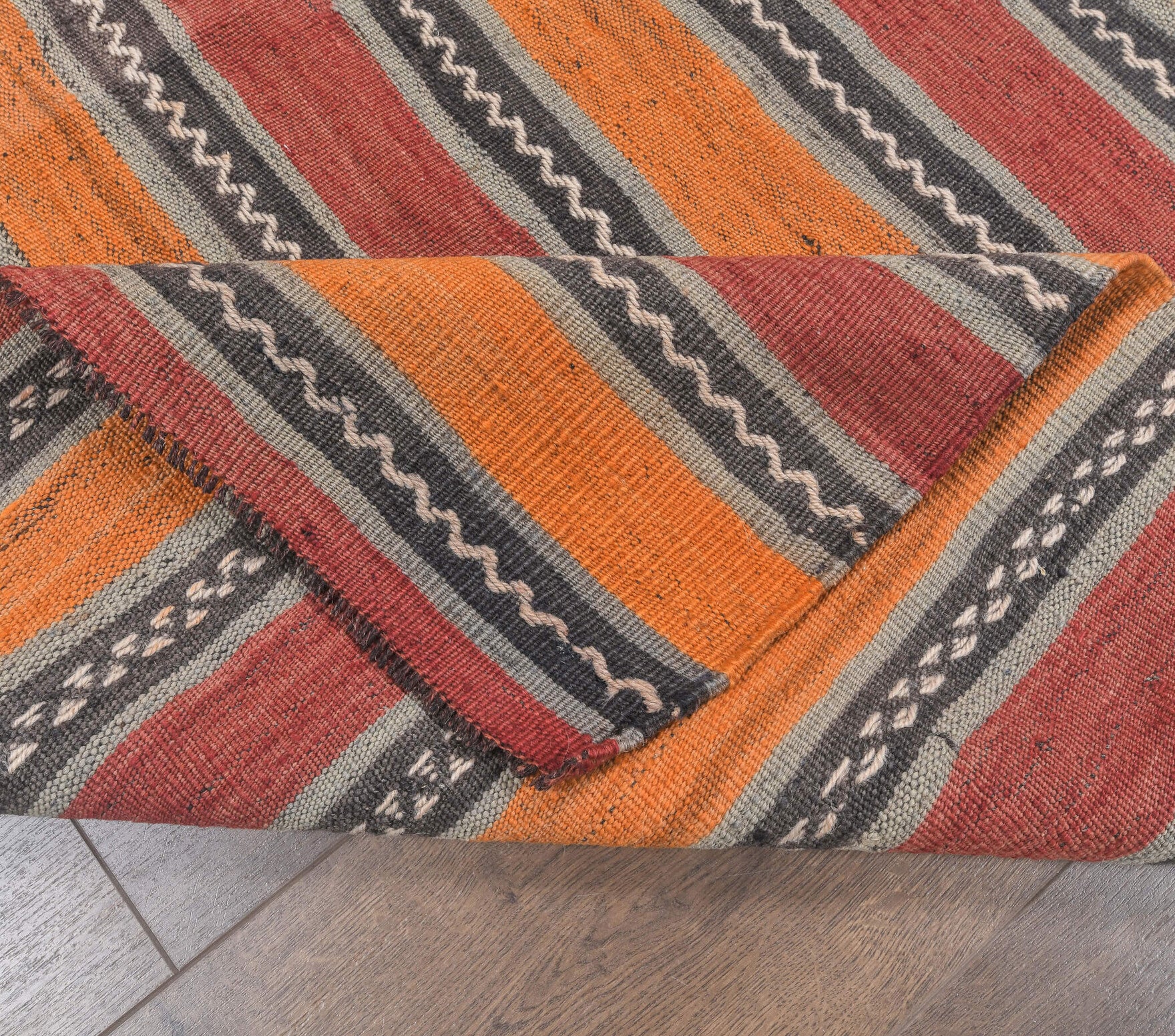 Yaseminter kilim: 1960s handwoven flatweave Anatolian kilim with striped motifs