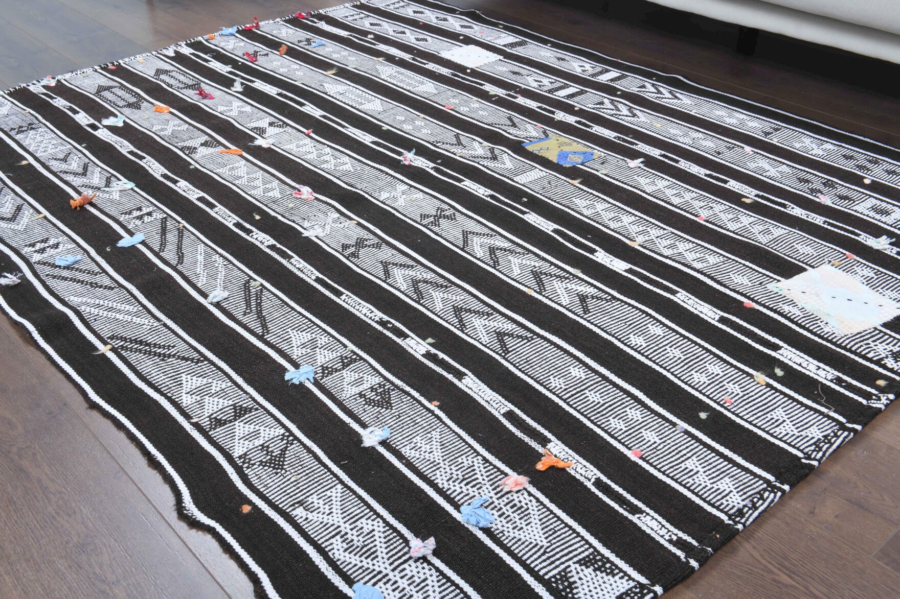 One-of-a-kind 1960s Anatolian vintage kilim rug in wool, 5'3" x 6'8"