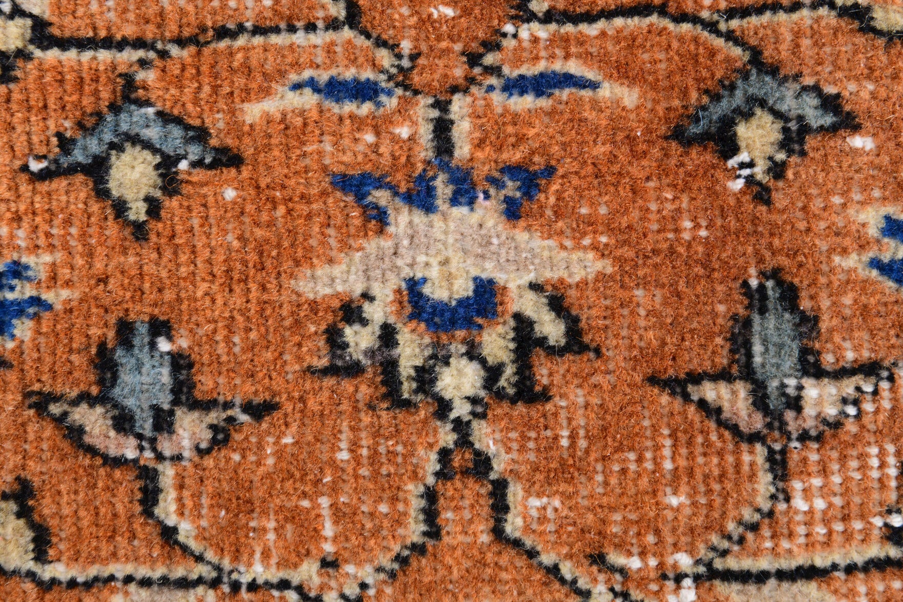 145x215 cm vintage Anatolian area rug – Okeanodora, low pile, wool