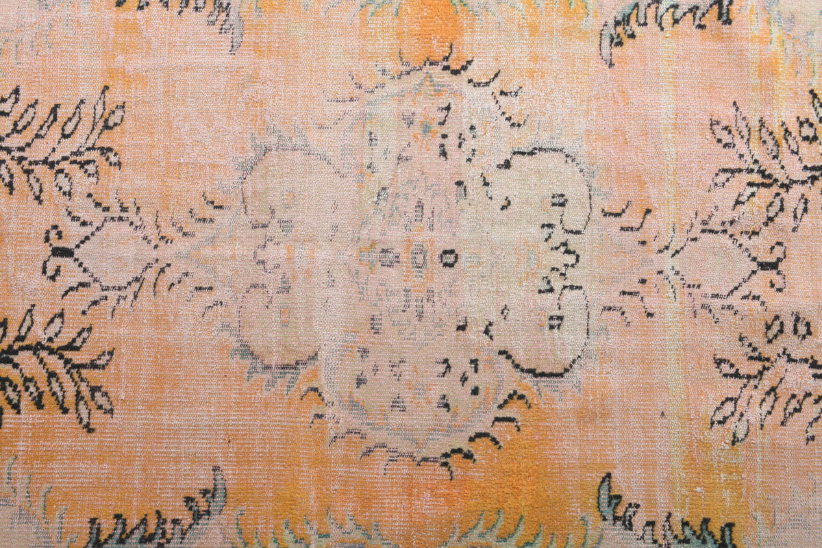 142x244 cm vintage Anatolian area rug – Fulyakusa, low pile, wool