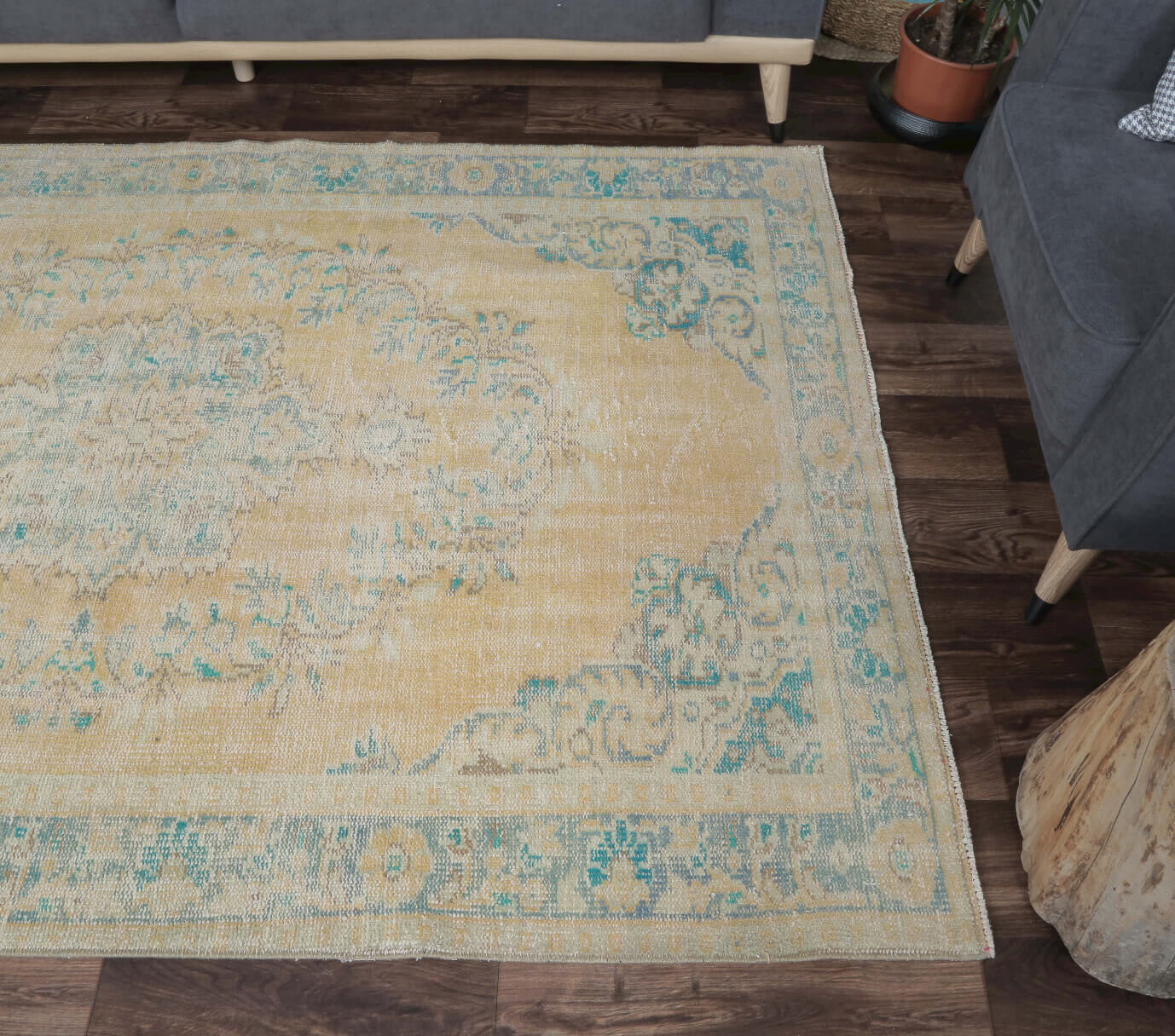 One-of-a-kind 1970s Anatolian vintage area rug in wool, 4'11" x 7'9"