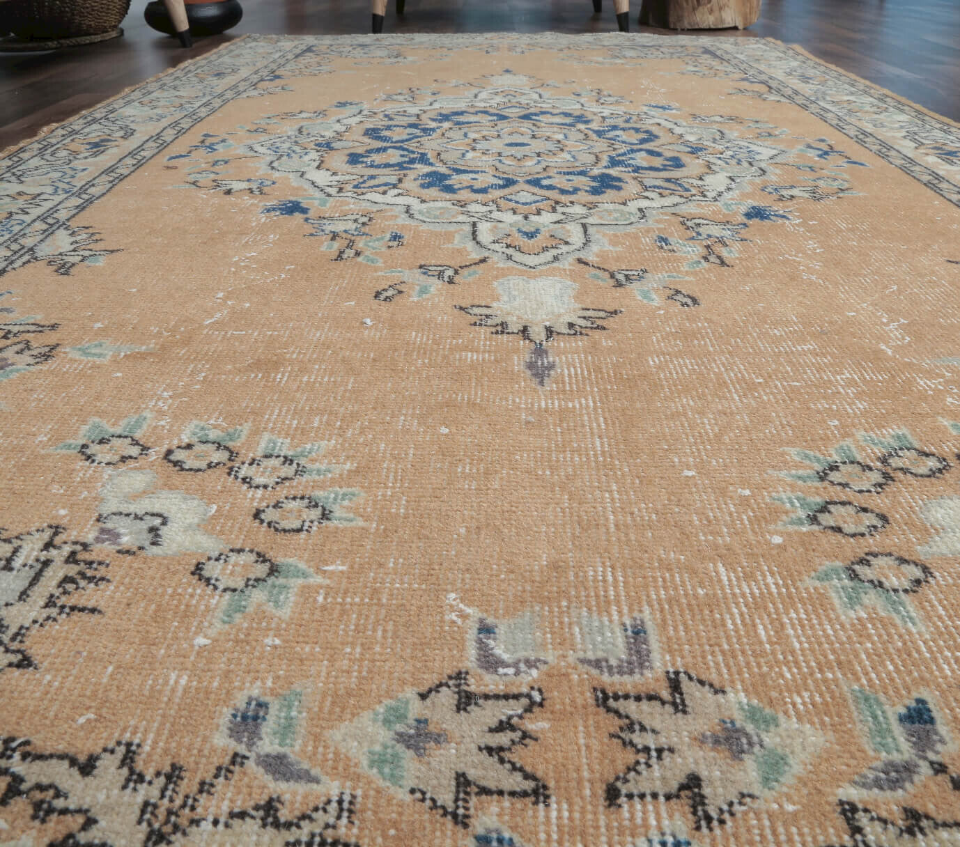 140x250 cm vintage Anatolian area rug – Iache, low pile, wool