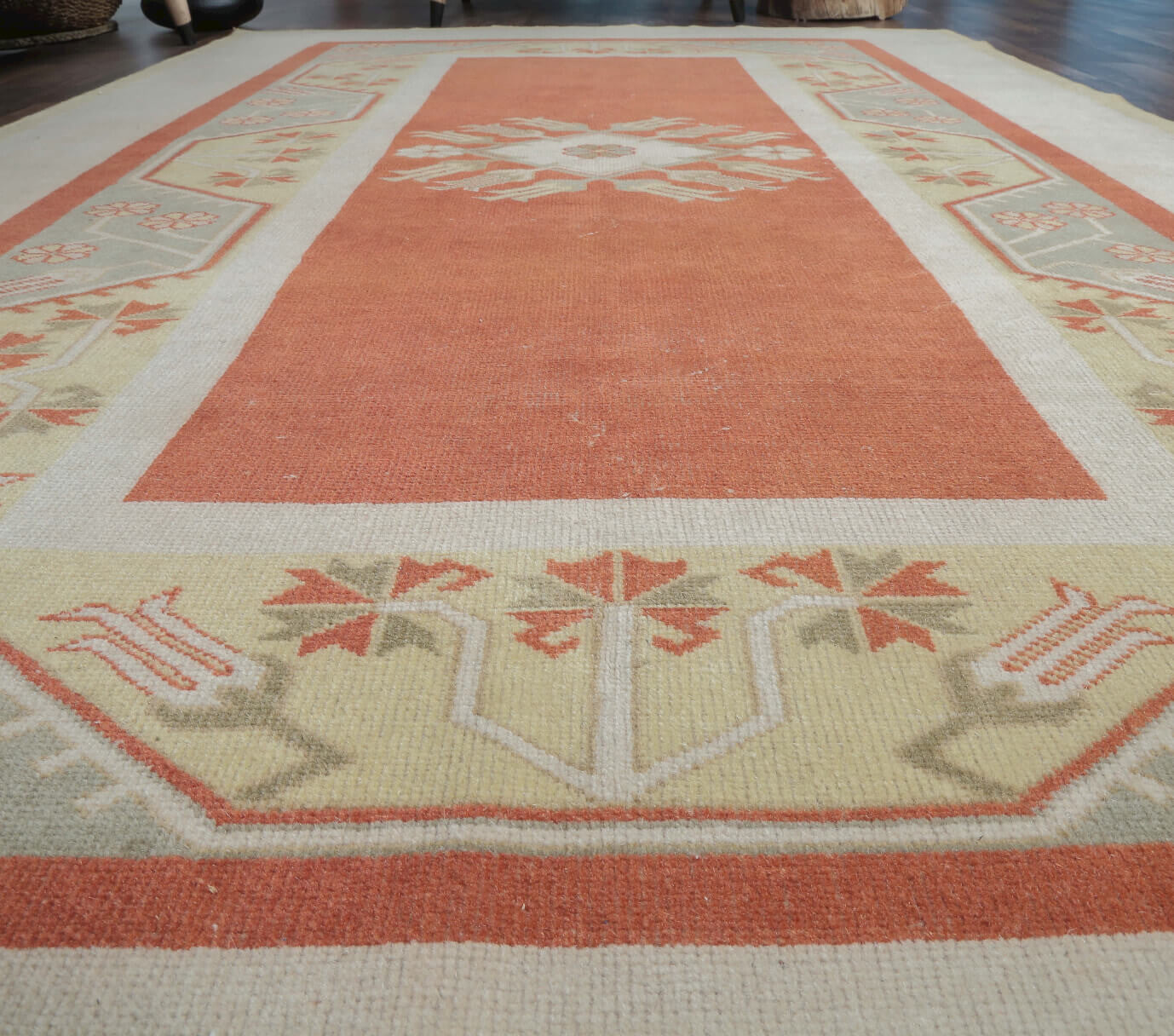 154x245 cm vintage Turkish area rug – Ianthephrosyne, low pile, wool