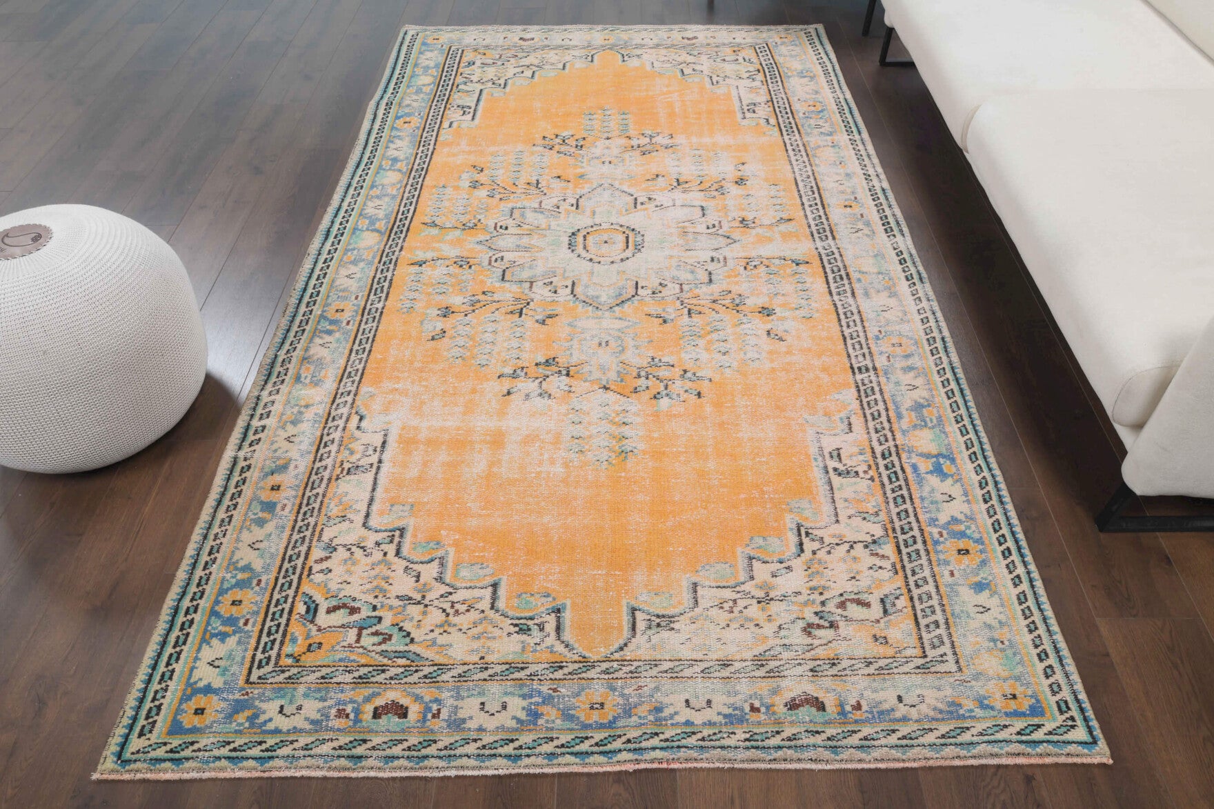 One-of-a-kind 1970s Anatolian vintage area rug in wool, 5'4" x 9'1"