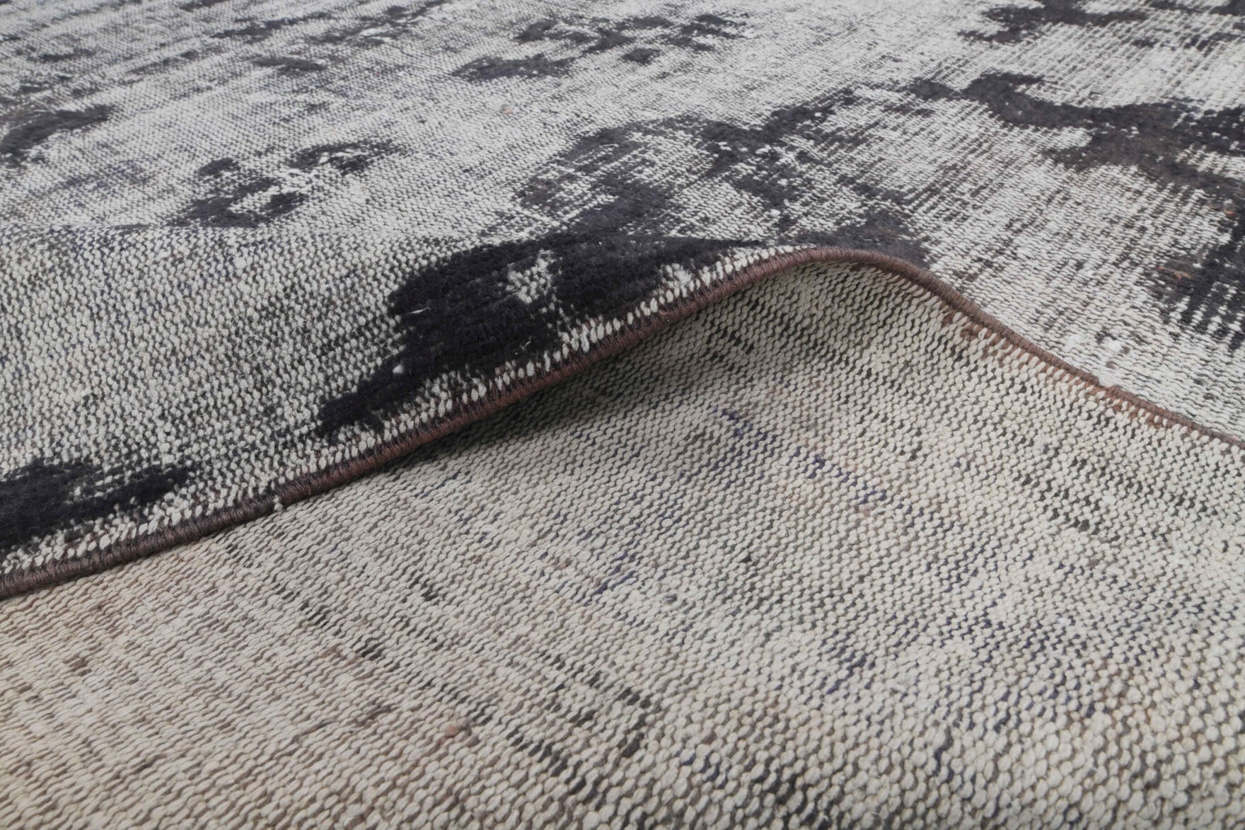 183x294 cm distressed vintage Anatolian area rug – Tubasu, low pile, wool