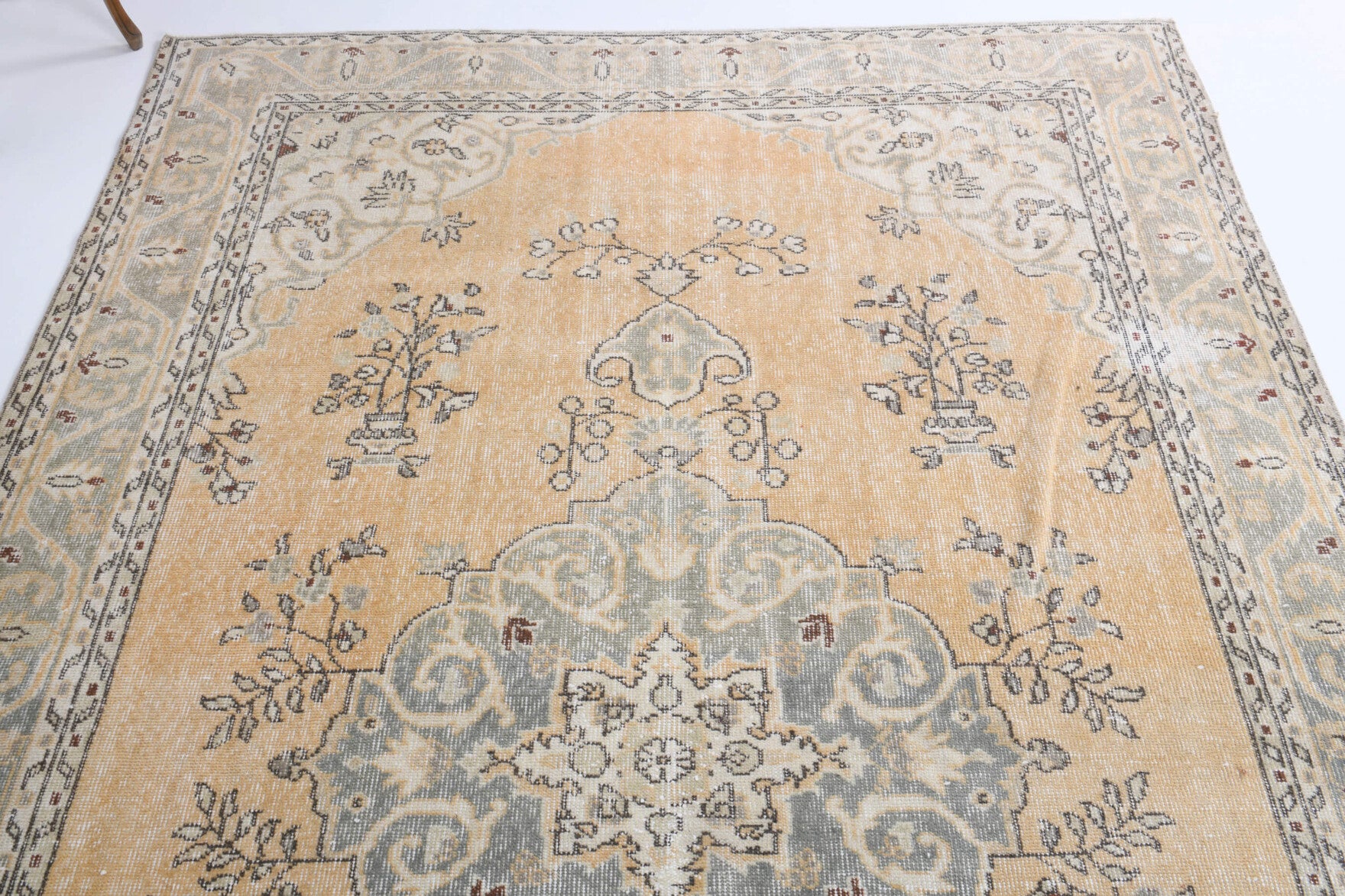 One-of-a-kind 1970s Anatolian vintage area rug in wool, 6'5" x 9'6"