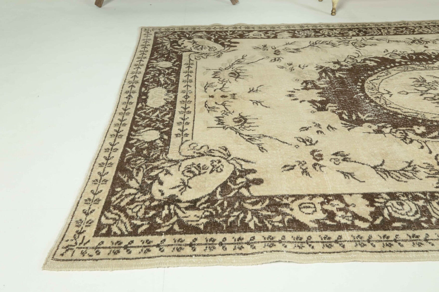 One-of-a-kind 1970s Anatolian vintage area rug in wool, 5'9" x 9'7"