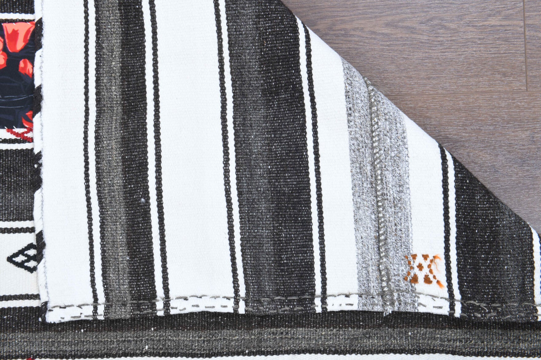 One-of-a-kind 1960s Anatolian vintage kilim rug in wool, 5'8" x 6'8"
