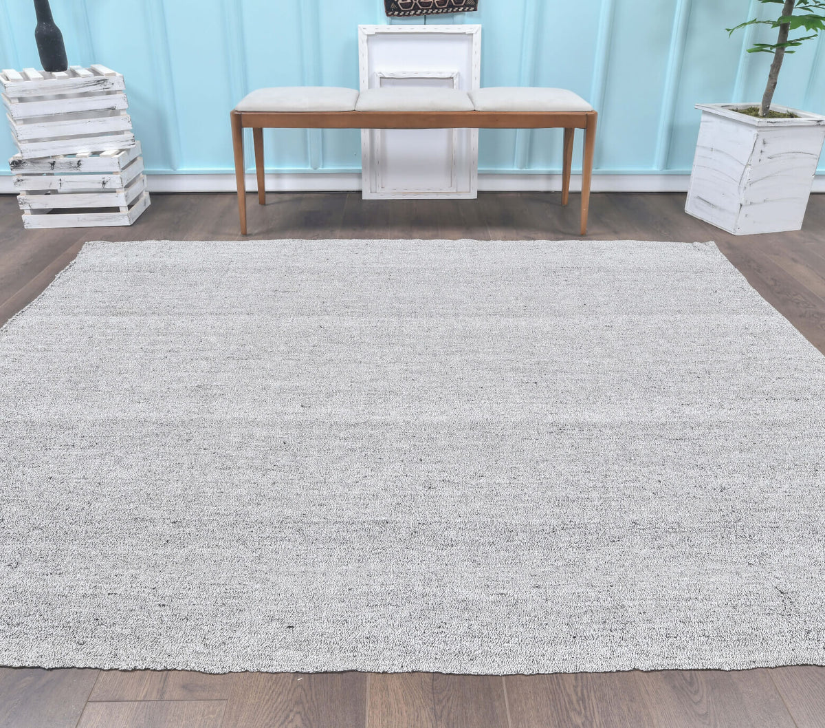 Handwoven flatweave wool kilim from Anatolia, Turkey – 6x7 Vintage Handmade Kilim Rug 6'3" x 7'5"