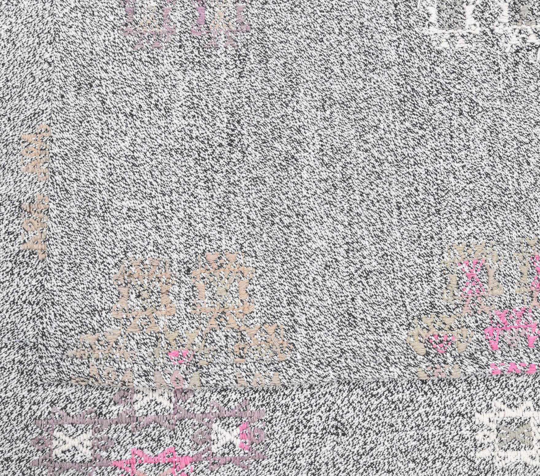 Authentic Anatolian vintage kilim rug (1960s) with ikat design – one-of-a-kind at Fame Rugs