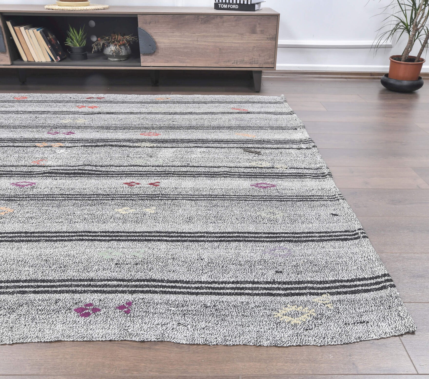 195x260 cm vintage Anatolian kilim rug – Dilnil, flatweave, wool