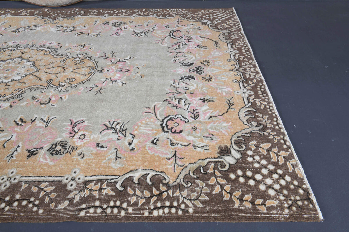 6x9 Handmade Vintage Area Rug