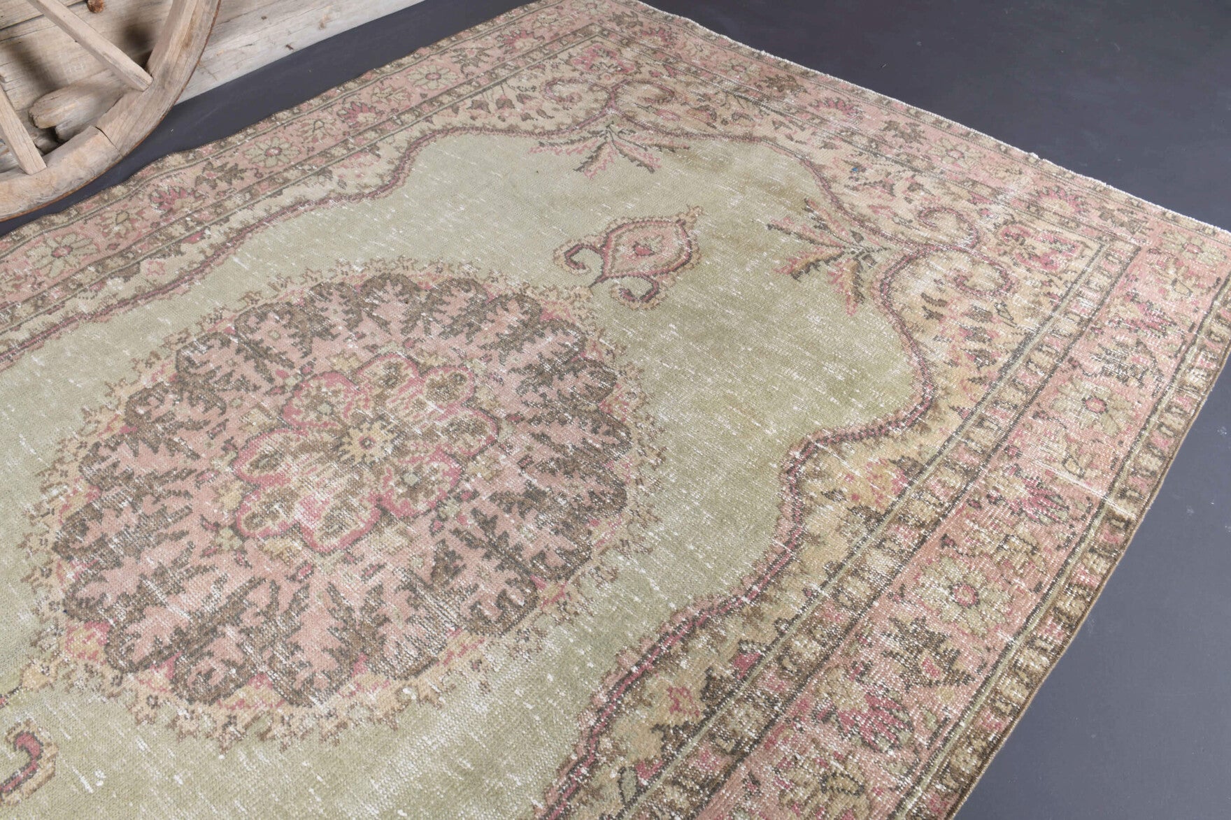 One-of-a-kind 1970s Anatolian vintage area rug in wool, 5'9" x 9'4"