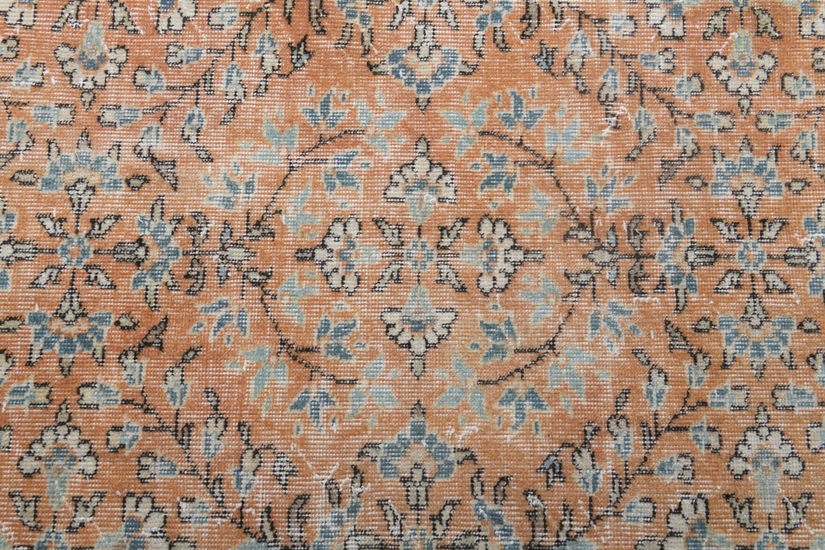Authentic Anatolian vintage area rug (1970s) with bordered and floral design – one-of-a-kind at Fame Rugs