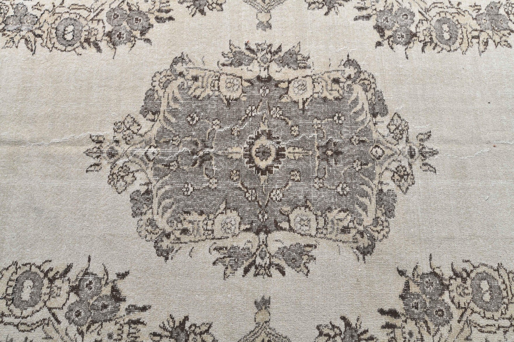 181x282 cm vintage Anatolian area rug – Bahartac, low pile, wool