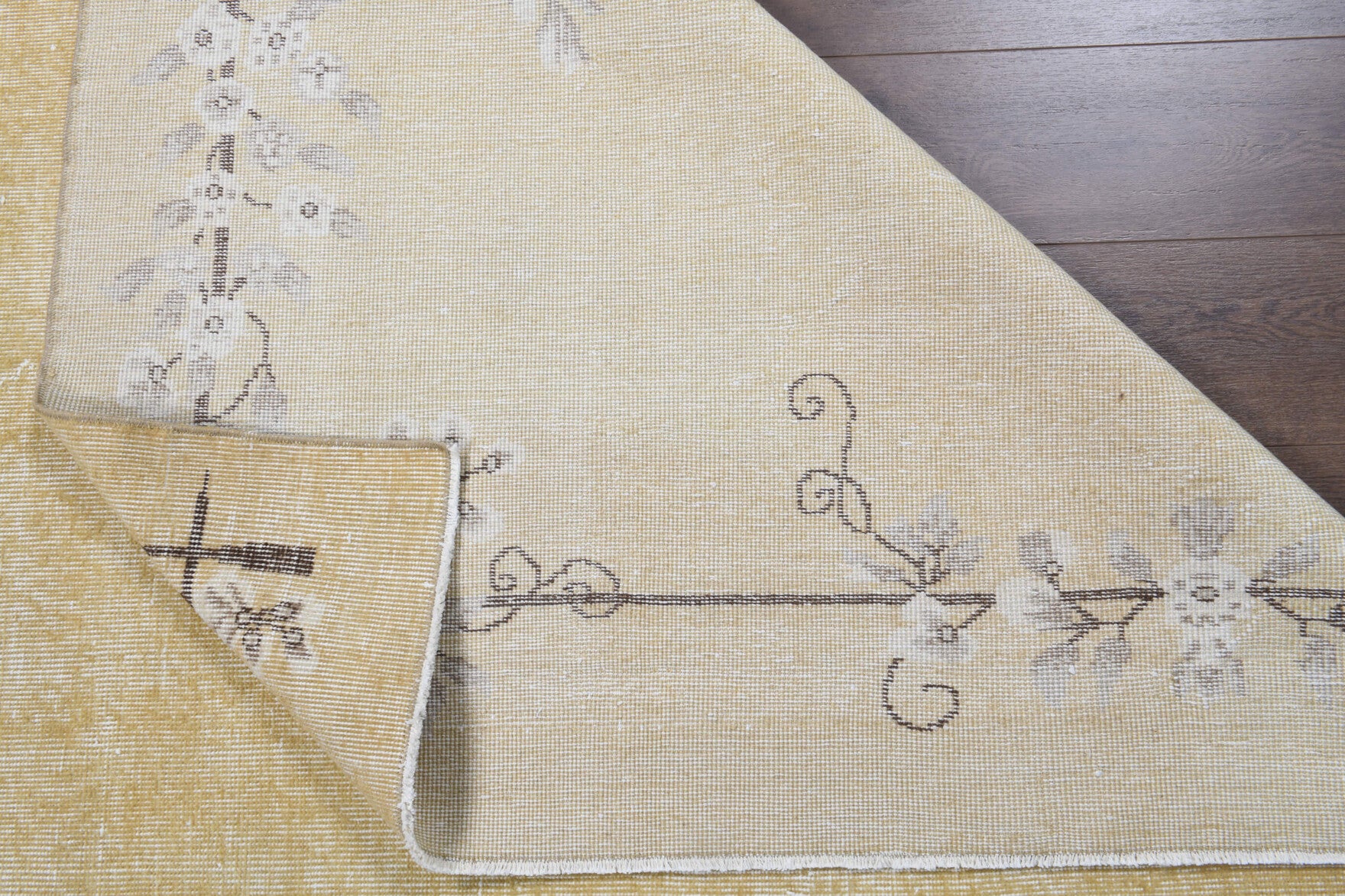 Authentic Anatolian antique washed vintage area rug (1940s) with solid design – one-of-a-kind at Fame Rugs